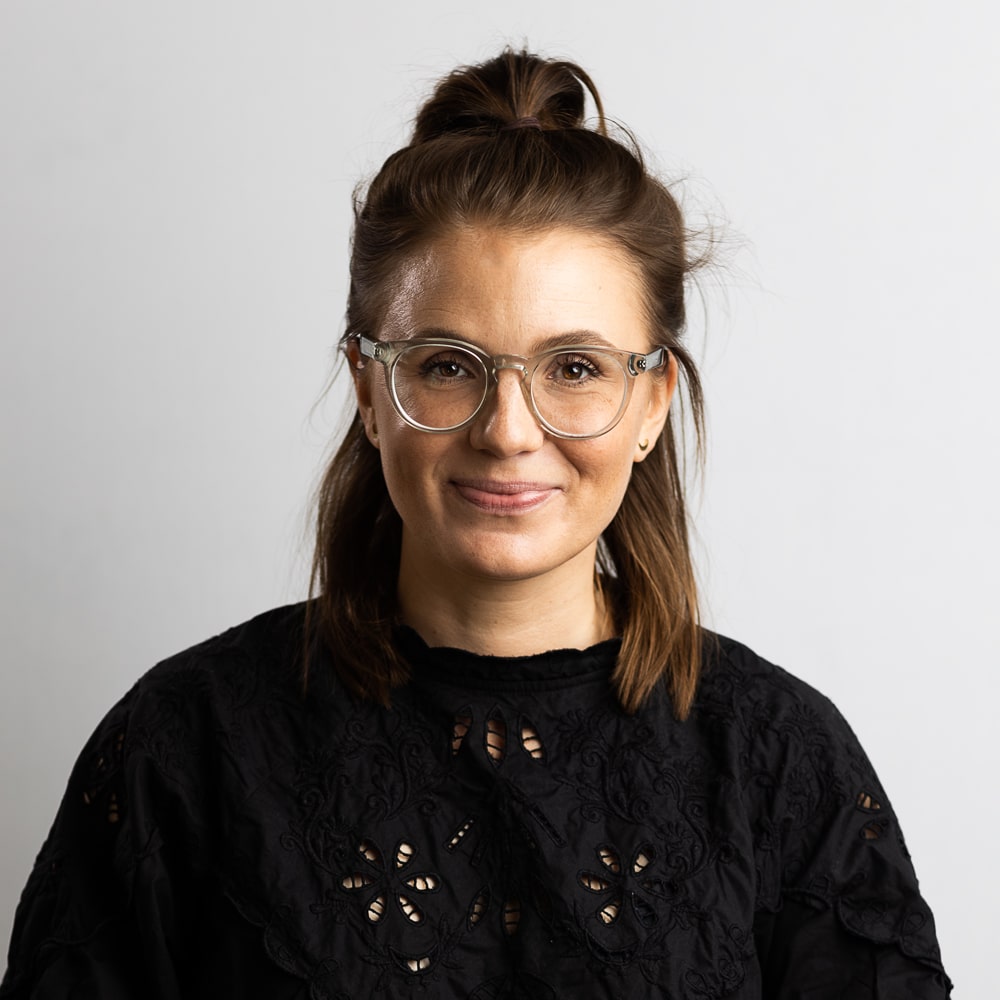 Emilia NiIsson, COO & Senior Advisor Emilia NiIsson, COO & Senior Advisor